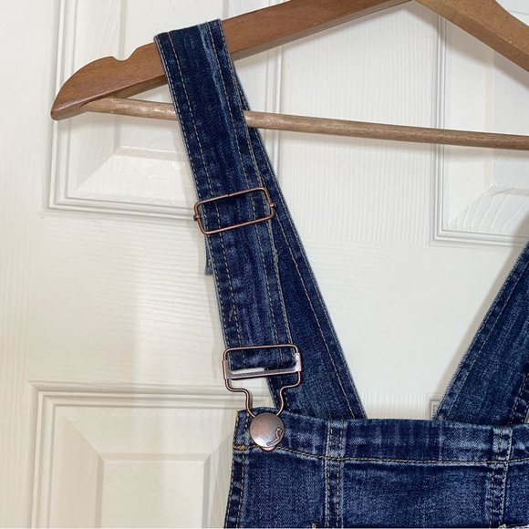 Dollhouse Distressed Denim Skinny Overalls - Picture 5 of 8